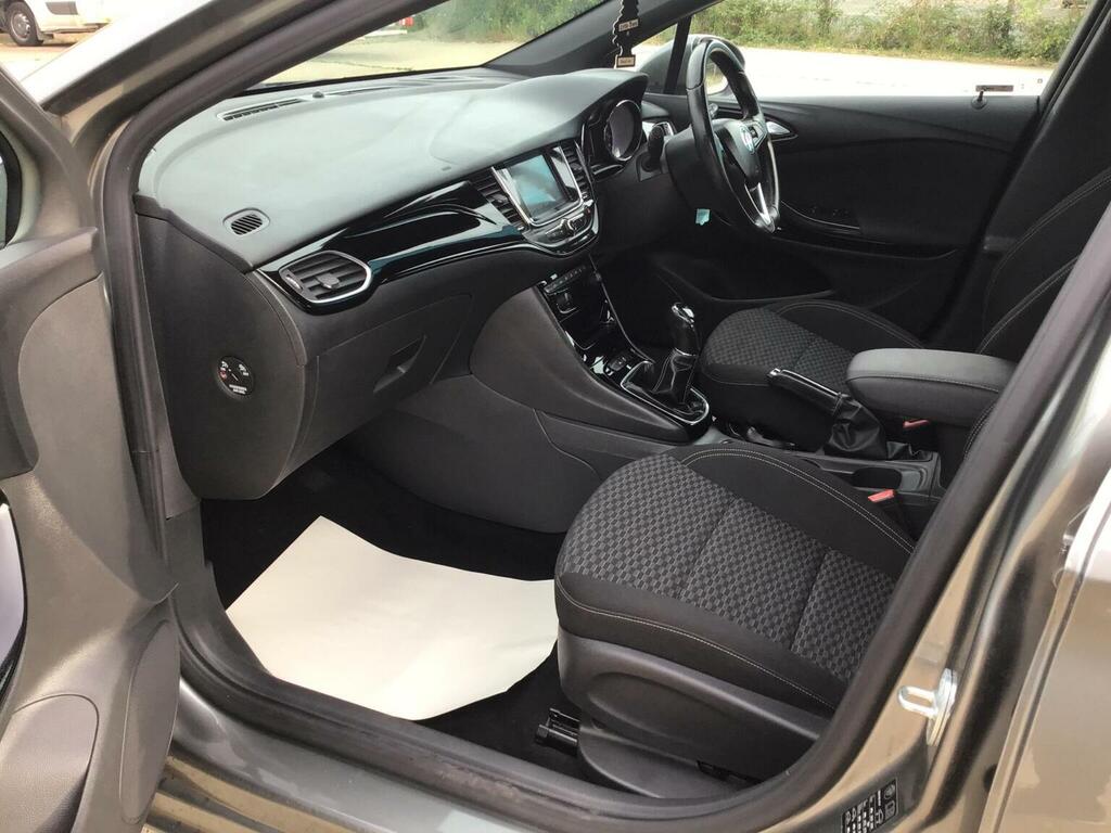 Vauxhall Astra 1.6I Turbo Sri Nav Hatchback Eur Red #49