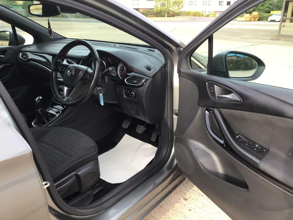 Vauxhall Astra 1.6I Turbo Sri Nav Hatchback Eur Red #30
