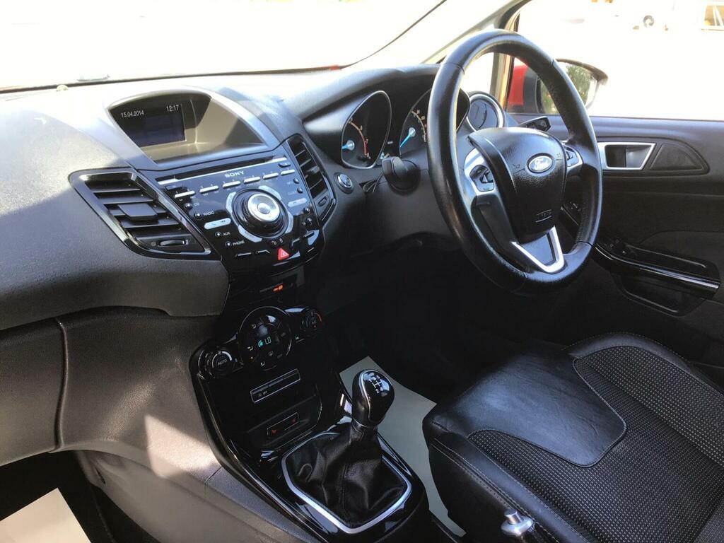 Ford Fiesta 1.0T Ecoboost Zetec Euro 5 Ss Silver #37