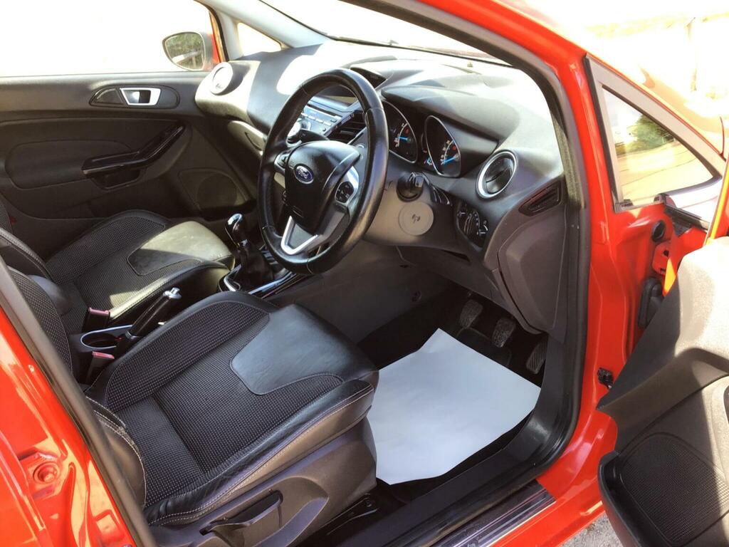 Ford Fiesta 1.0T Ecoboost Zetec Euro 5 Ss Silver #40