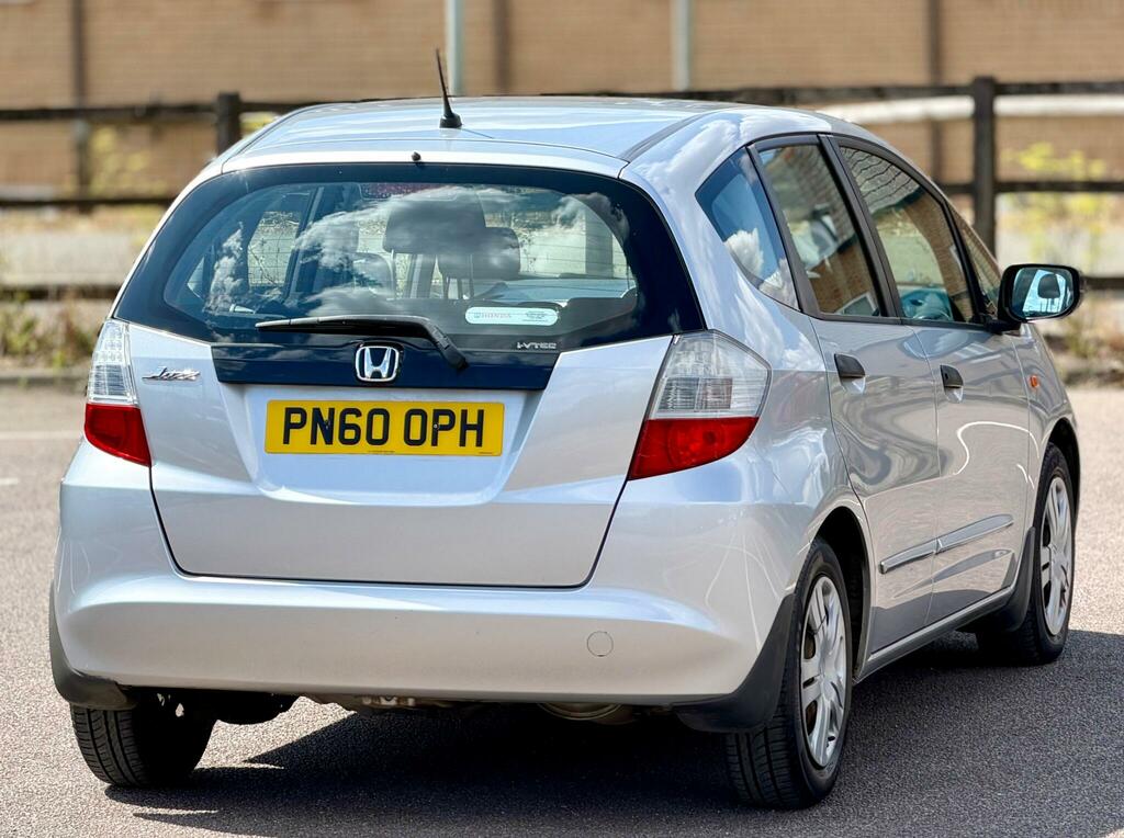 Honda Jazz 1.3L I-vtec Es Red #25