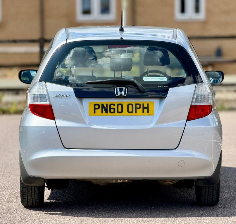Honda Jazz 1.3L I-vtec Es Red #17