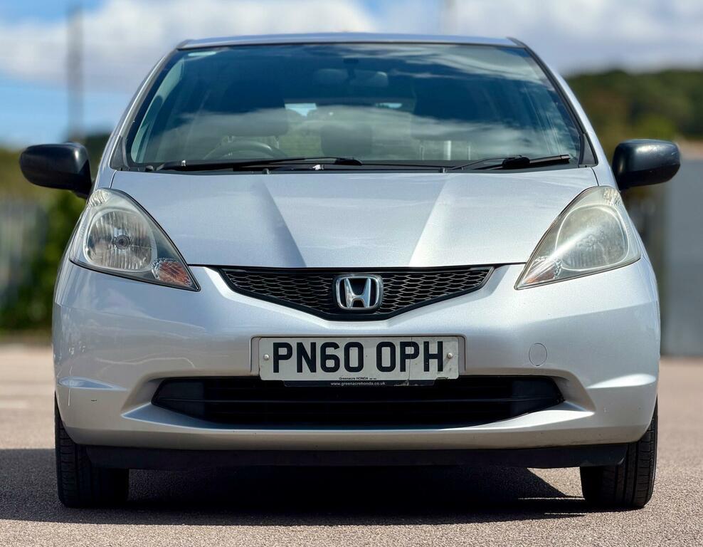 Honda Jazz 1.3L I-vtec Es Red #8