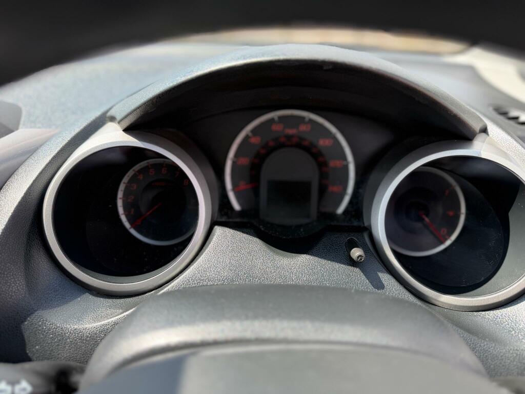 Honda Jazz 1.3L I-vtec Es Red #39