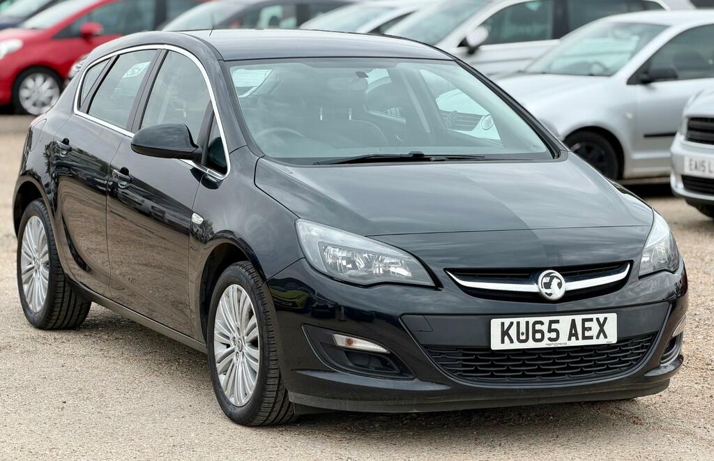 Vauxhall Astra Excite Black #5