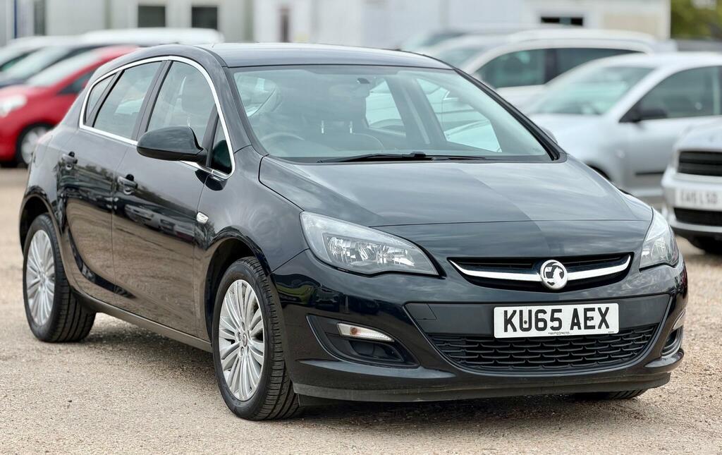 Vauxhall Astra Excite Black