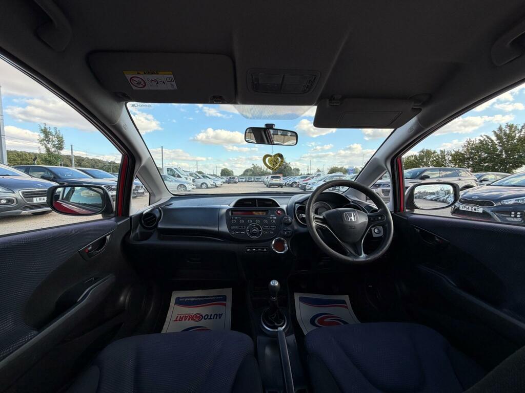 Honda Jazz 1.4 I-vtec Es Plus Cvt Euro 5 White #26