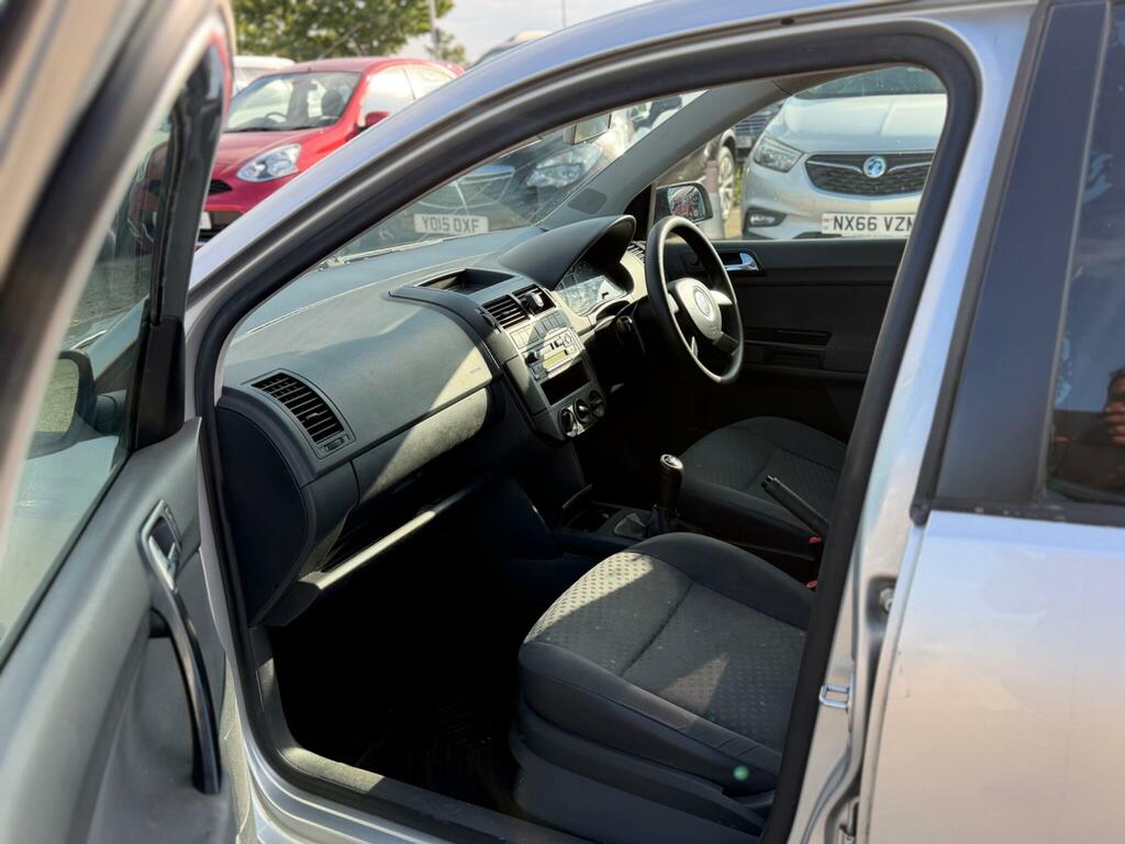 Volkswagen Polo Hatchback 1.9 Sdi Twist 2005 Blue #20