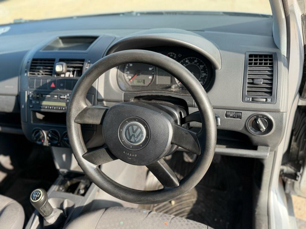 Volkswagen Polo Hatchback 1.9 Sdi Twist 2005 Blue #19