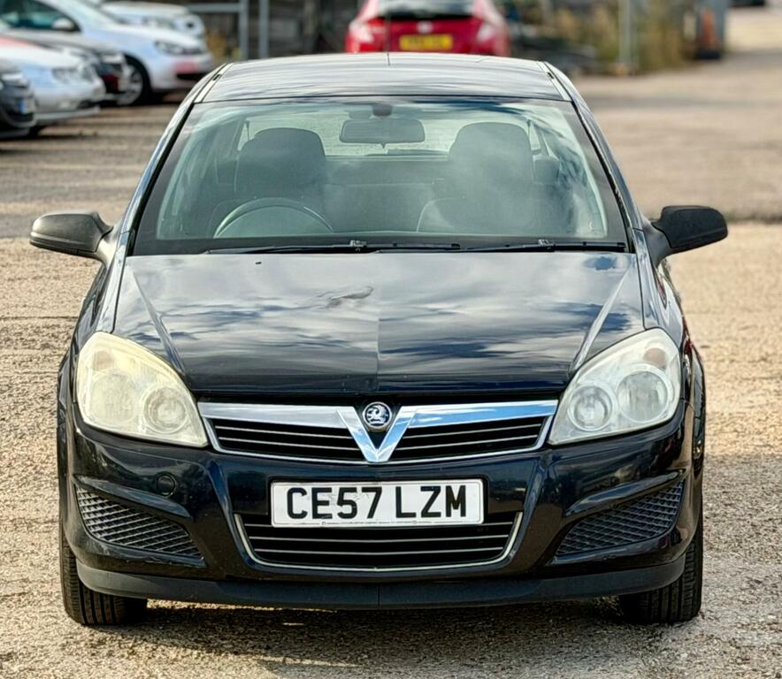 Vauxhall Astra Life Black #6