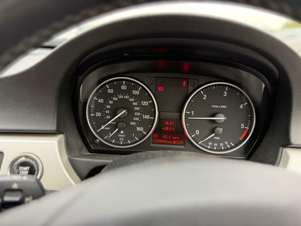 BMW 3 Series 2.0 318D M Sport Euro 5 Grey #29