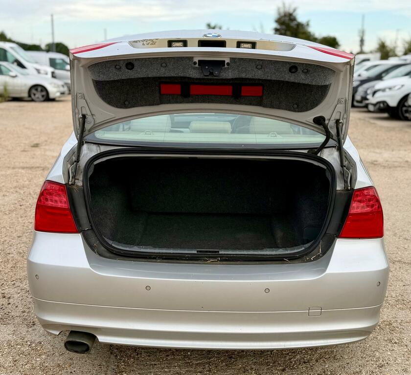 BMW 3 Series 2.0 318D M Sport Euro 5 Grey #31