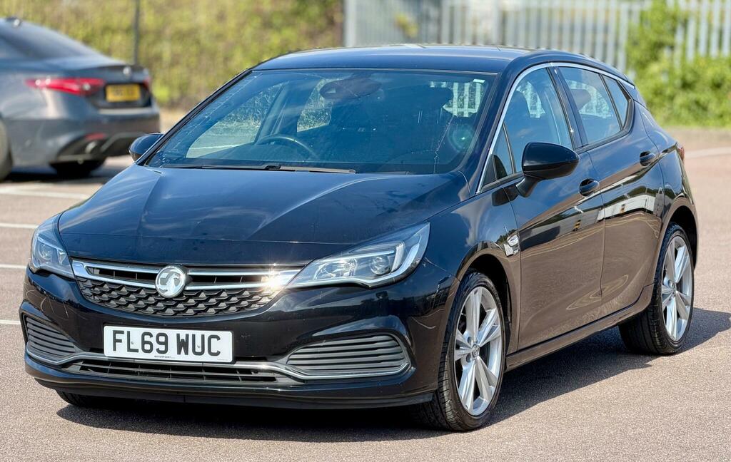 Vauxhall Astra Sri VX Line Nav Black #3