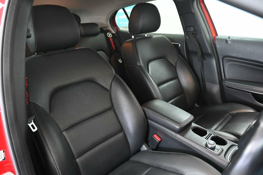 Mercedes-Benz GLA Class 2L Sport Red #3