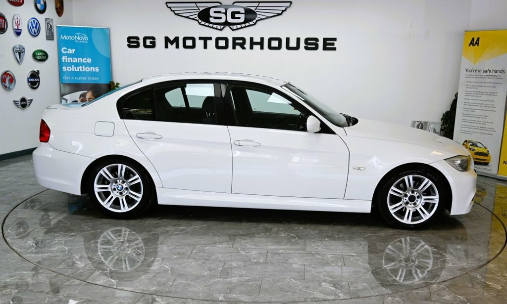 BMW 3 Series 2L M Sport White #6