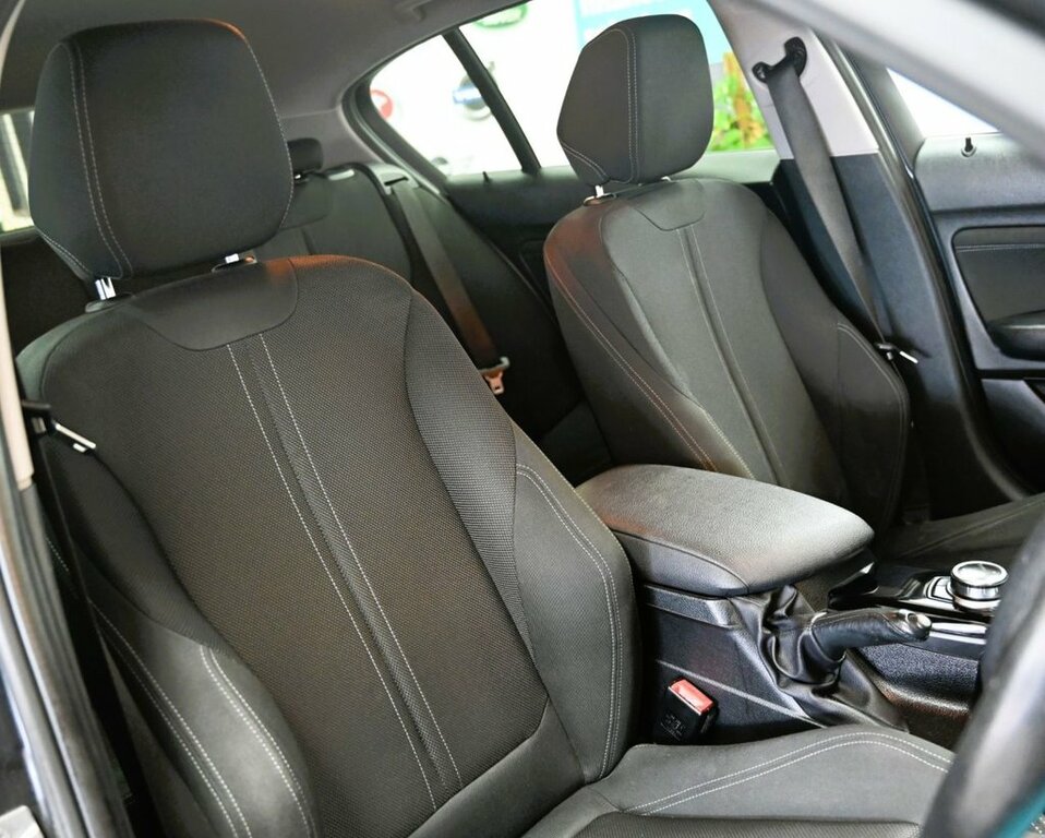 BMW 1 Series 2L Sport Grey #3