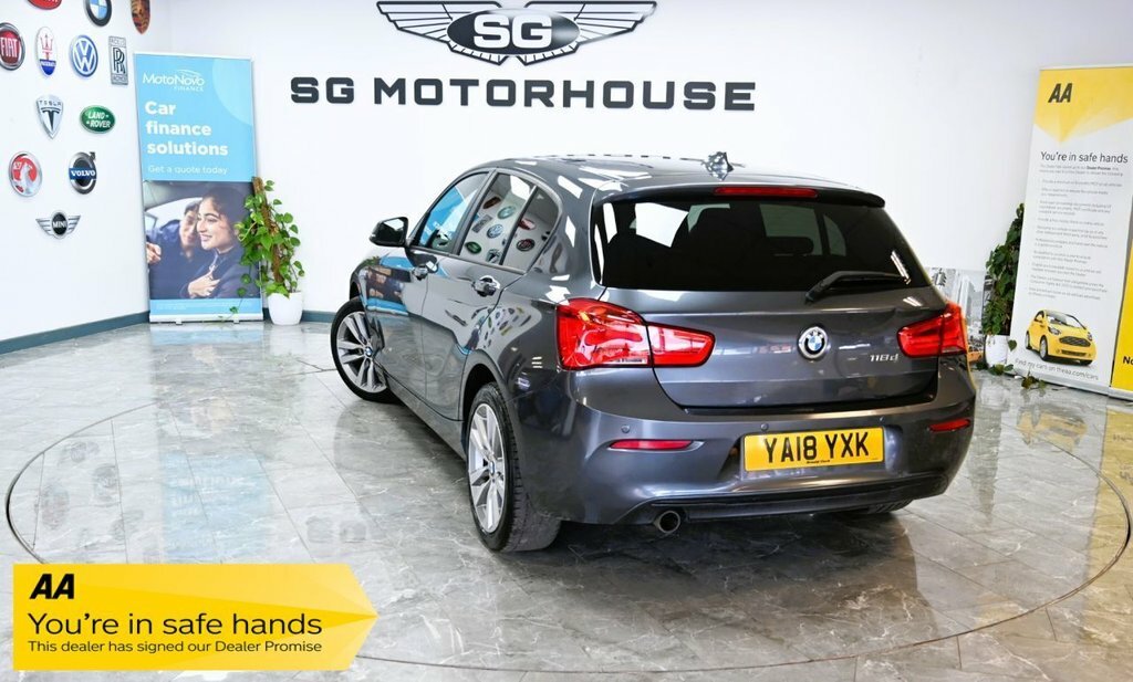 BMW 1 Series 2L Sport Grey #2