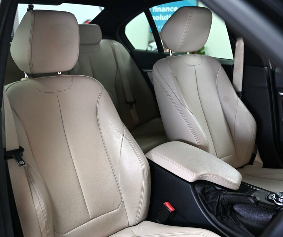 BMW 3 Series 2L M Sport Black #2