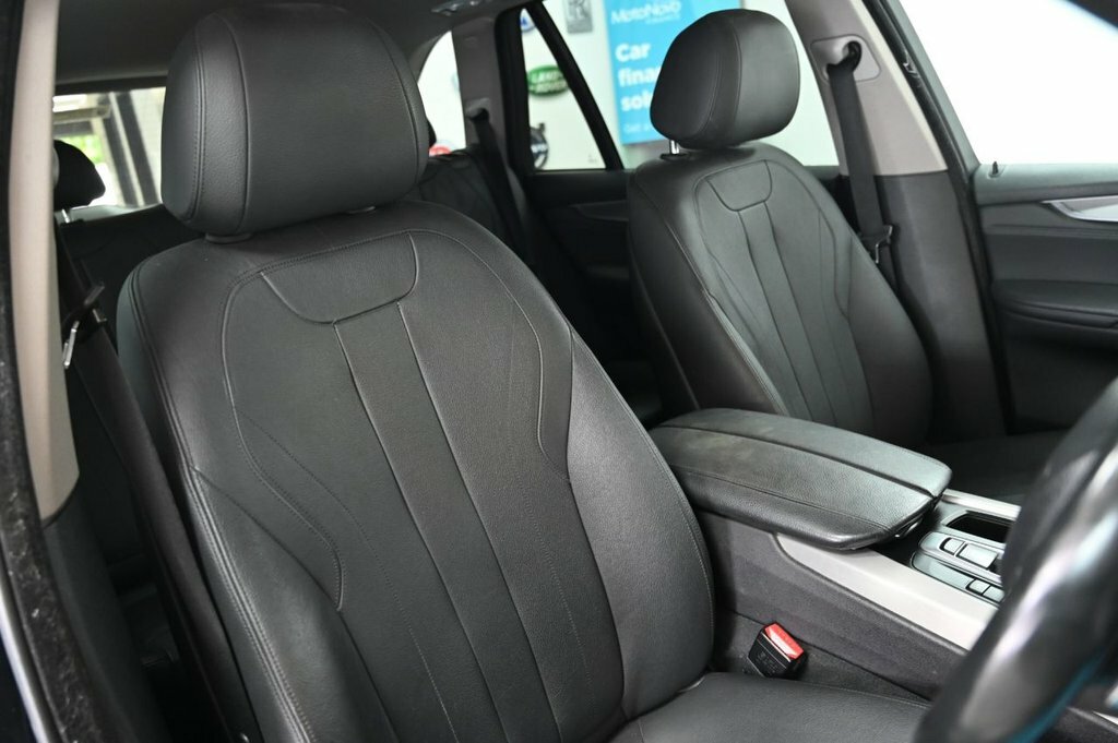 BMW X5 2L Se Blue #4