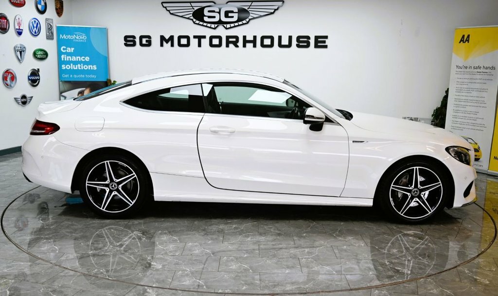 Mercedes-Benz C Class 2L Amg Line White #6
