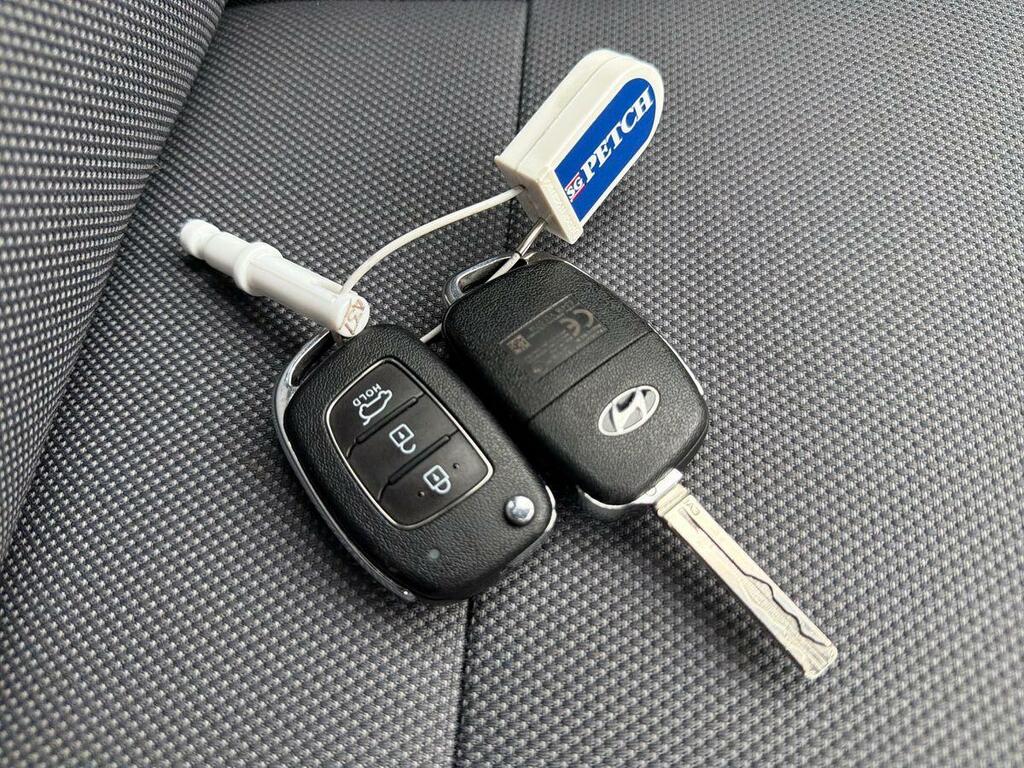 Hyundai I20 1.0 T-gdi Se White #28