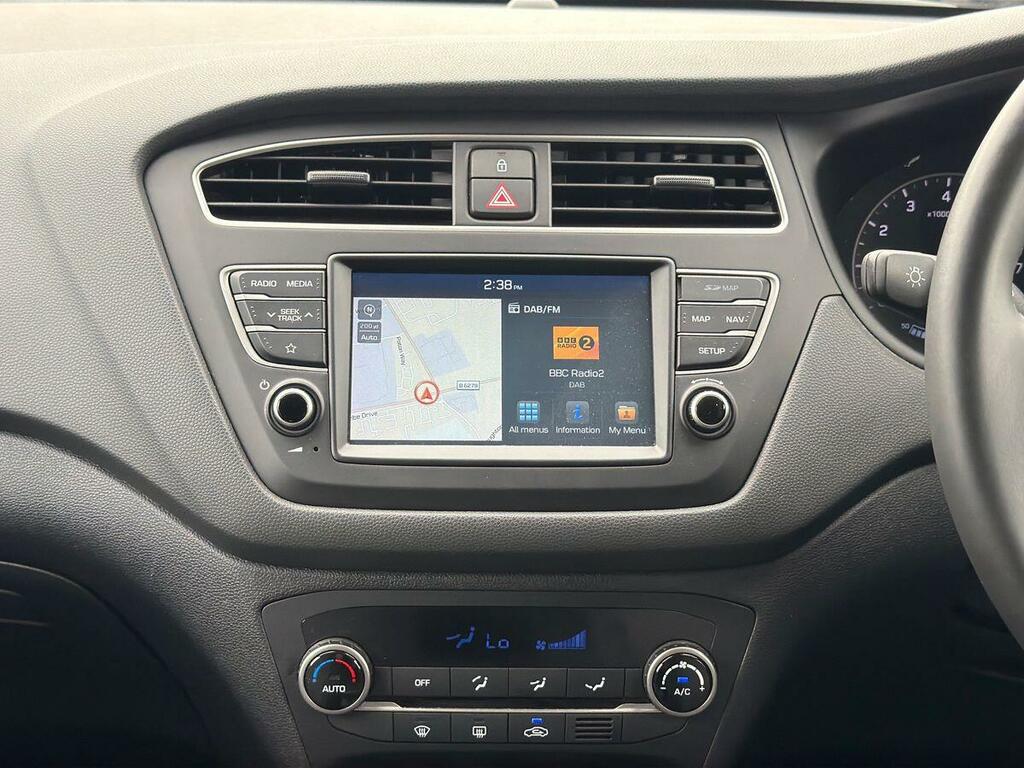 Hyundai I20 1.0 T-gdi Se White #25