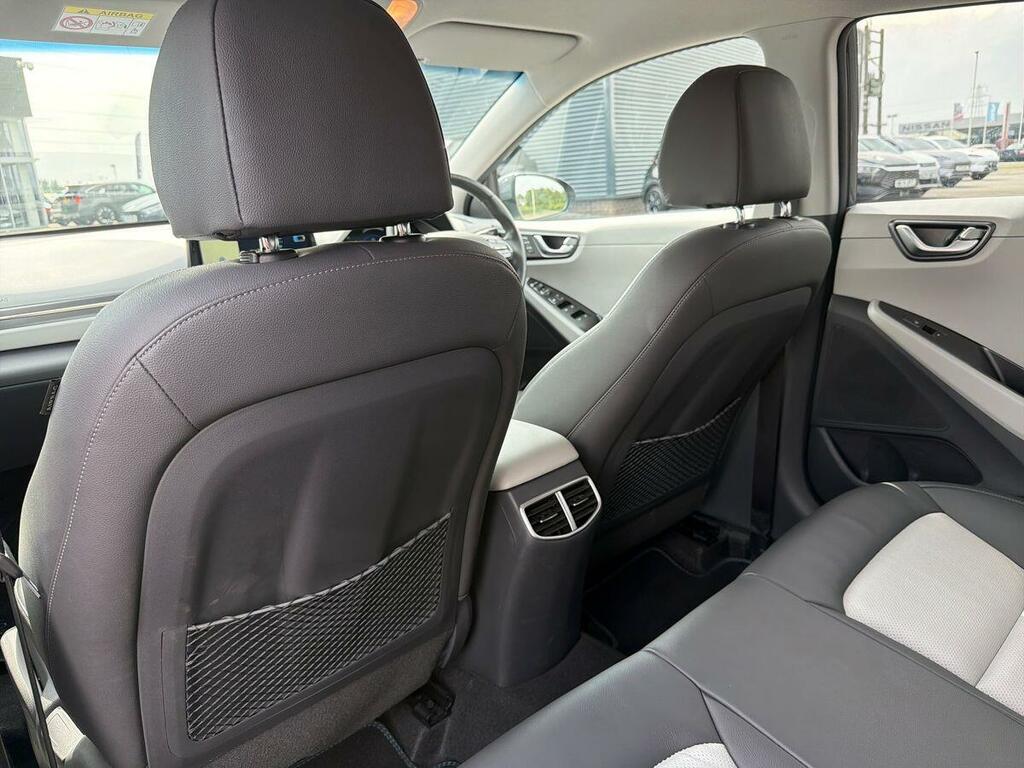 Hyundai Ioniq Premium Black #23