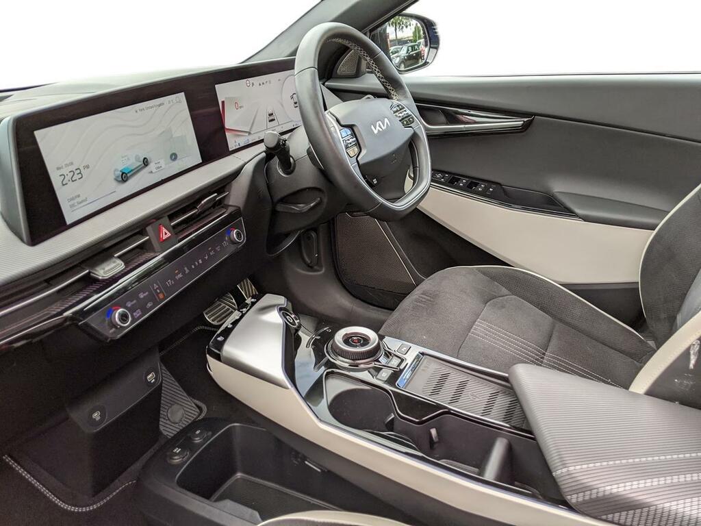 Kia EV6 236Kw Gt Line 77.4Kwh Awd Estate White #15