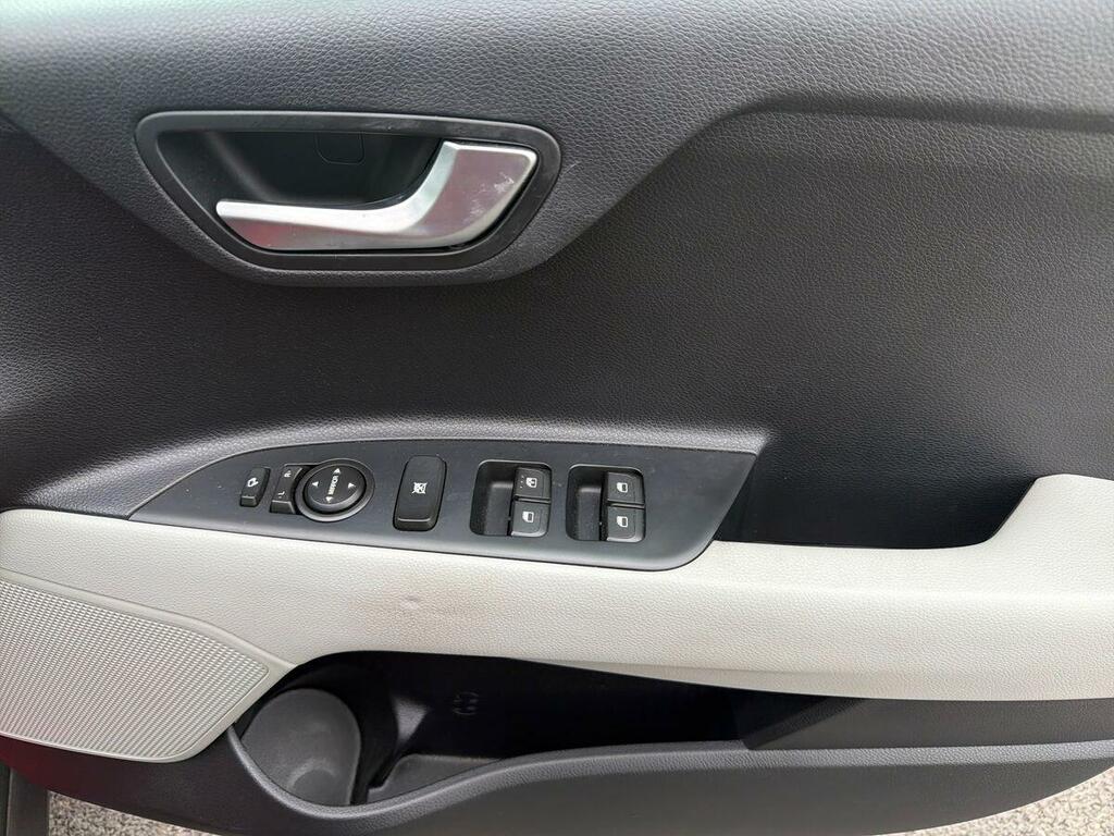 Kia Stonic 1.0 T-gdi Maxx Suv 118Bhp White #29