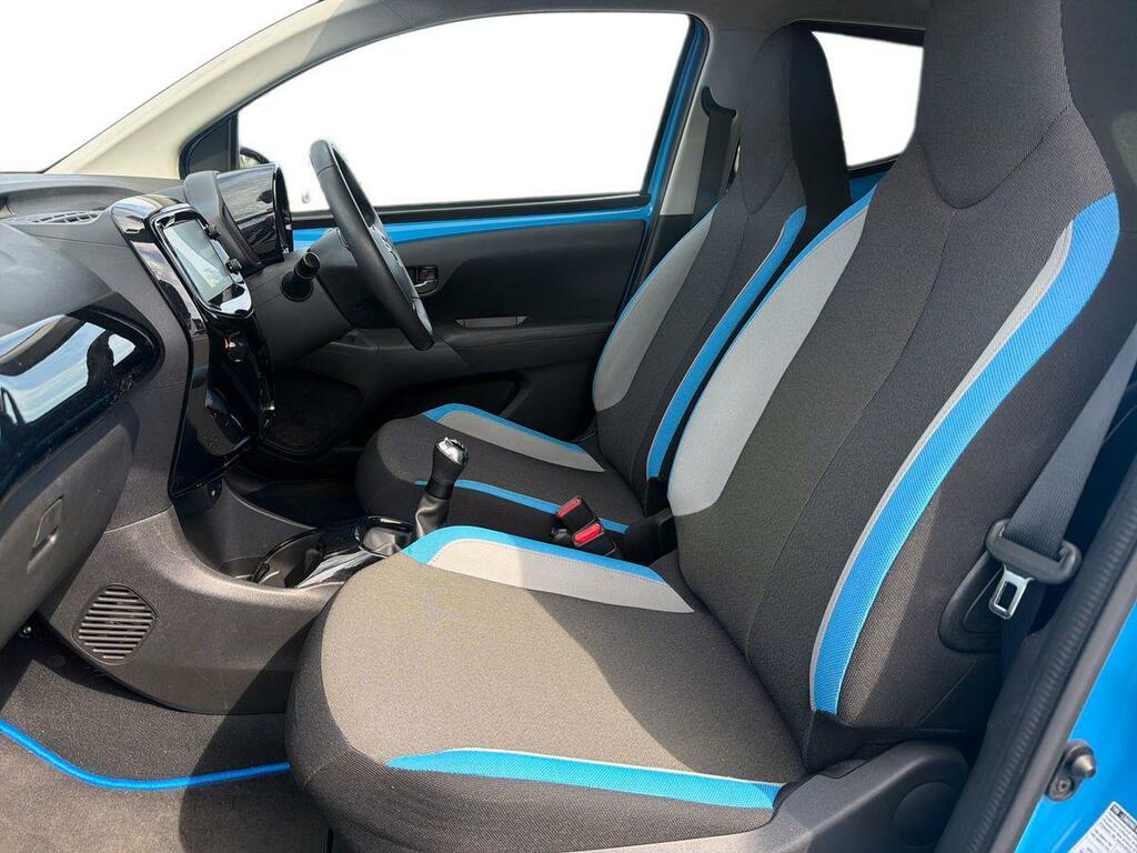 Toyota Aygo 1.0 Vvt-i X-play Red #16
