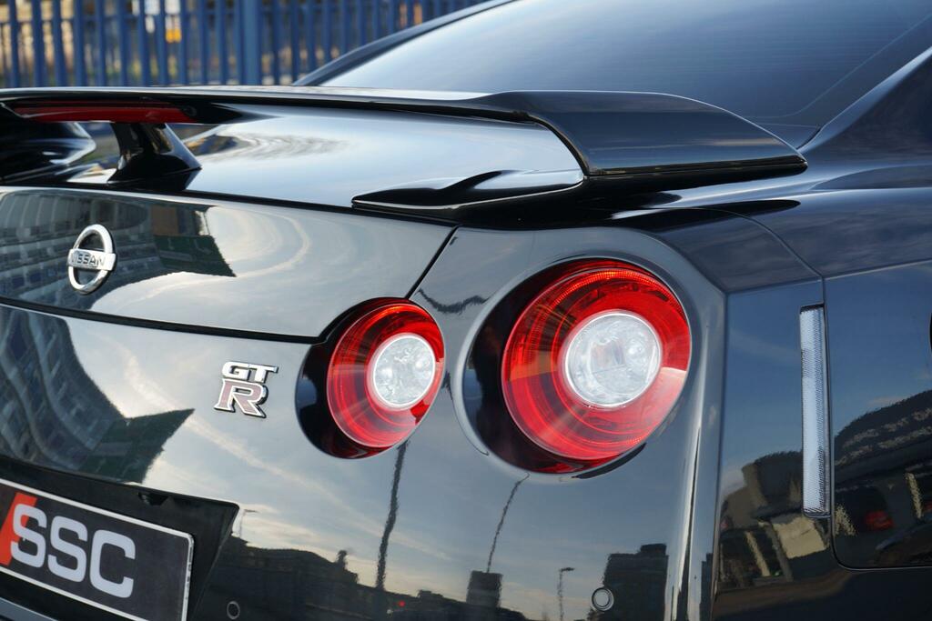 Nissan GT-R Pure Gold #13