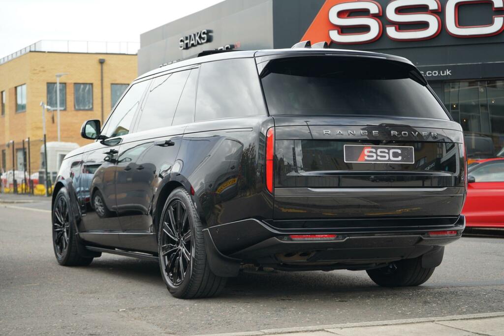 Land Rover Range Rover Autobiography Black #2
