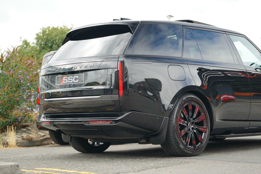 Land Rover Range Rover 3.0 P460e Estate Black #12