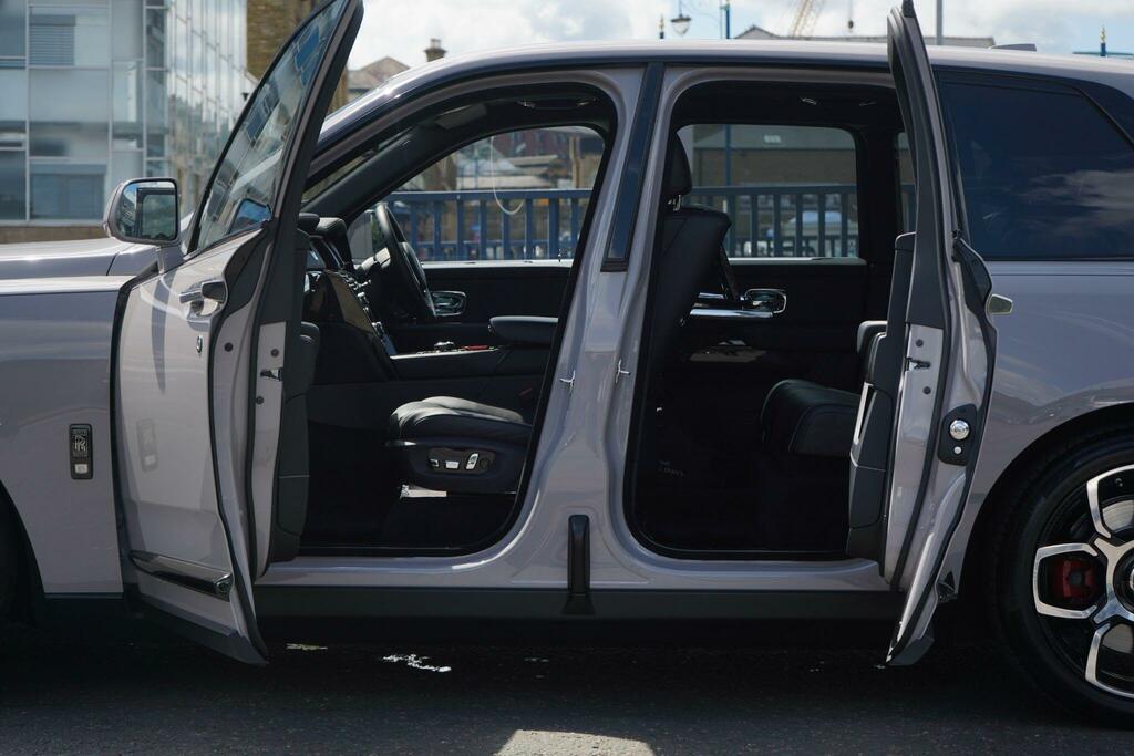 Rolls-Royce Cullinan 6.75 V12 Suv 4Wd Euro 6 563 Bhp Black #12