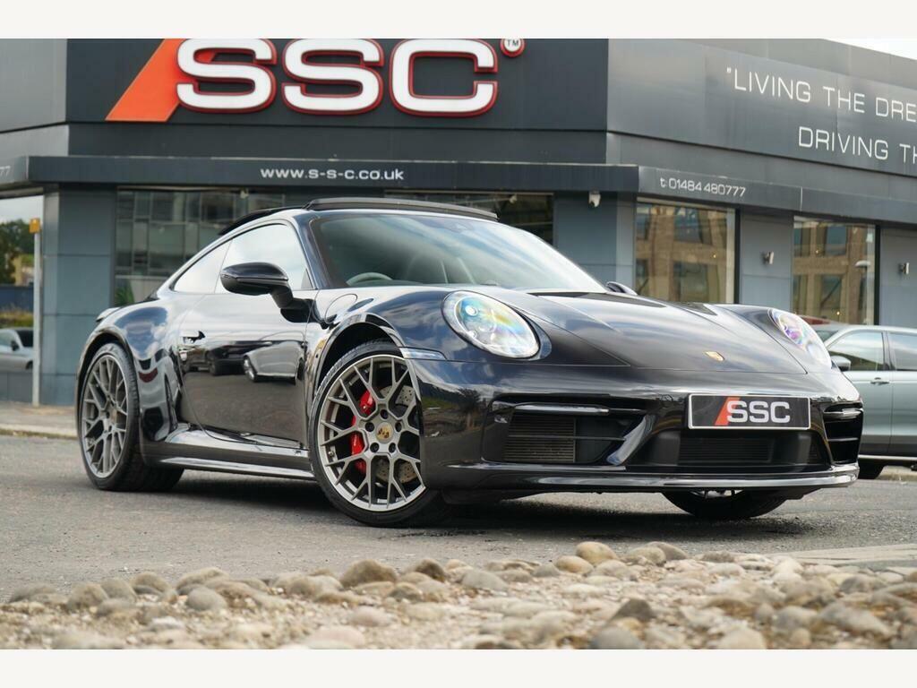 Porsche 911 992 Carrera 4S Black