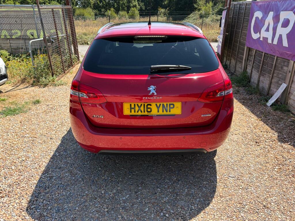 Peugeot 308 SW Allure Red #3