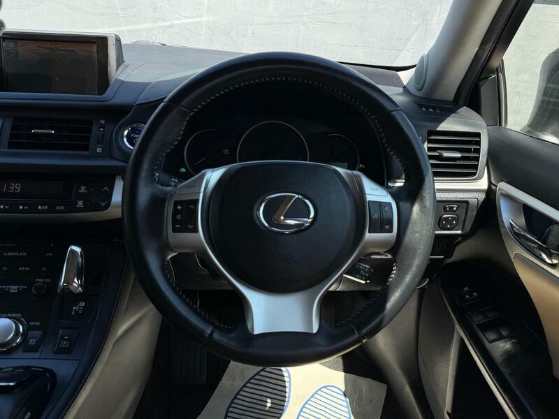 Lexus CT 200H 1.8 Se-l Cvt Euro 5 Ss Black #40