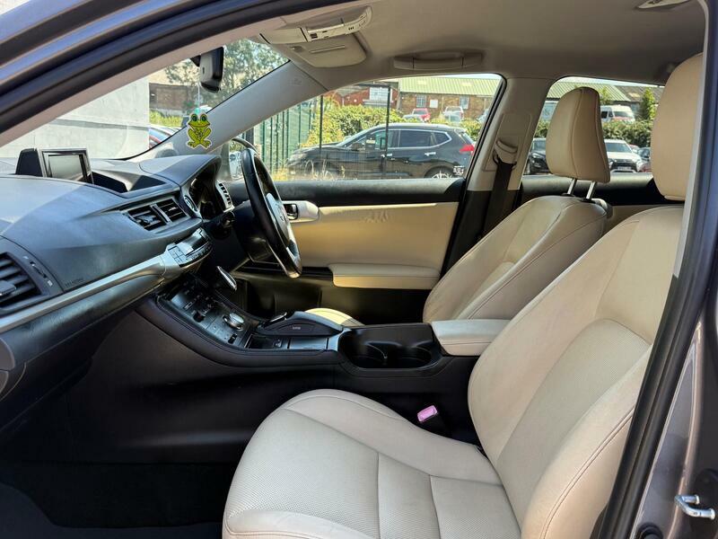 Lexus CT 200H 1.8 Se-l Cvt Euro 5 Ss Black #18