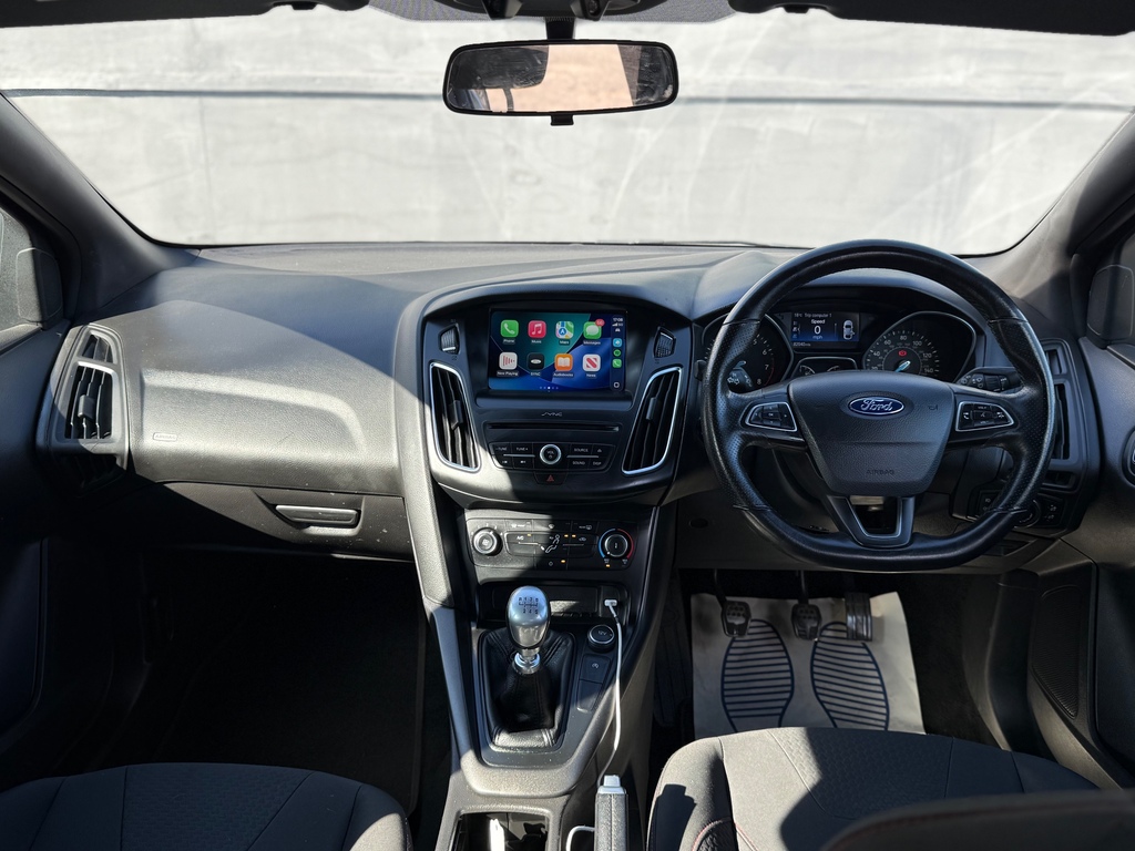 Ford Focus 1.0T Ecoboost St-line Hatchback Grey #3