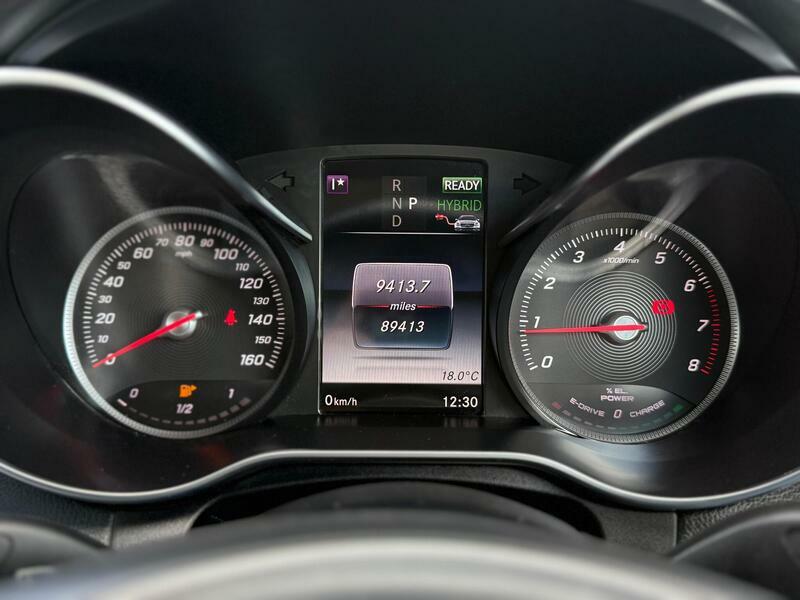 Mercedes-Benz C Class 2.0 C 300 Amg Line Premium 241 Bhp Grey #62