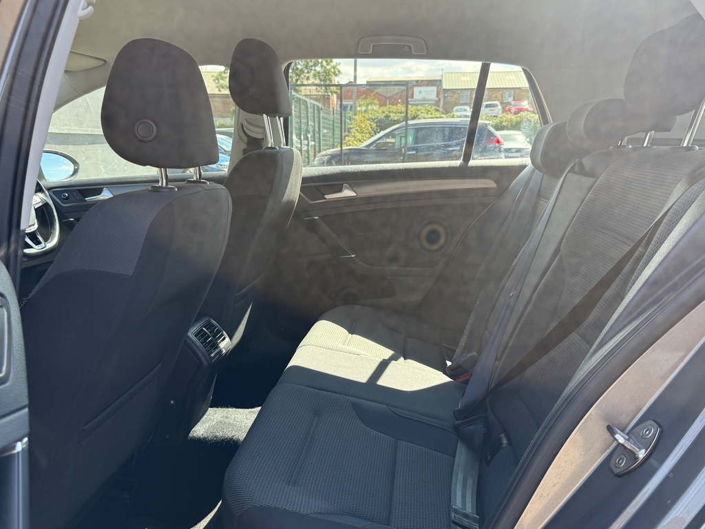 Volkswagen Golf New Se 1.4 Tsi 122 Ps 6-Speed Black #24