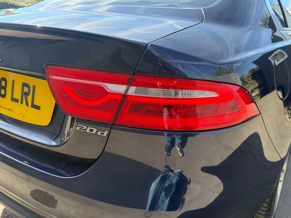 Jaguar XE 2.0I R-sport Awd Euro 6 Ss Grey #31