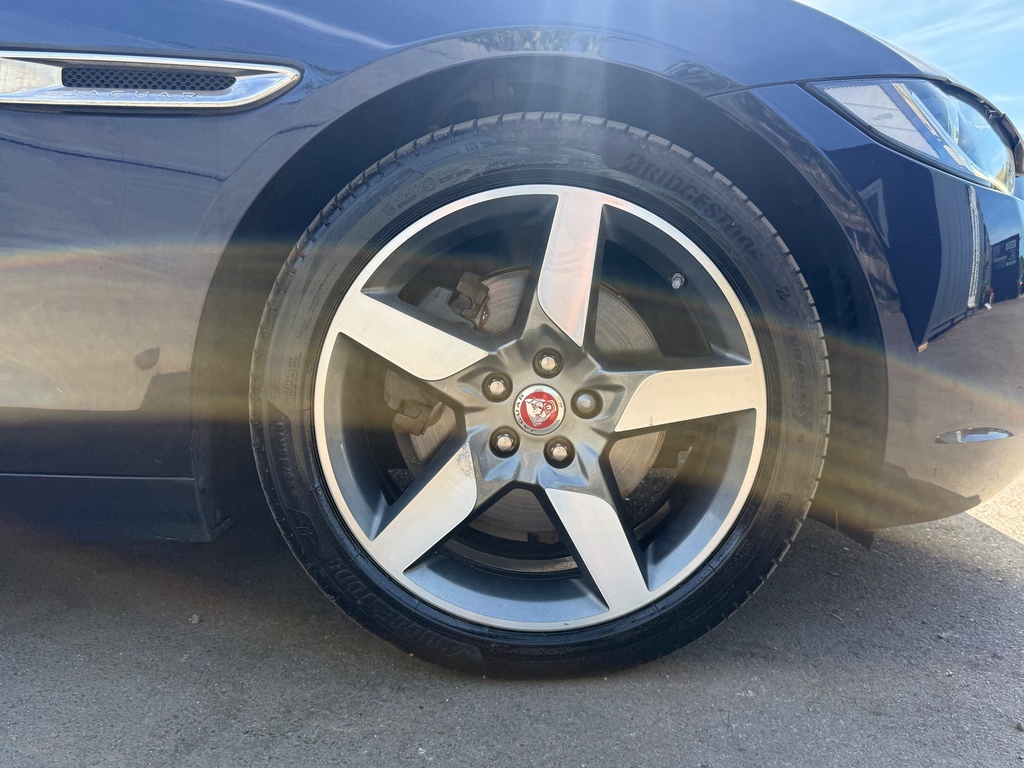 Jaguar XE 2.0I R-sport Awd Euro 6 Ss Grey #42