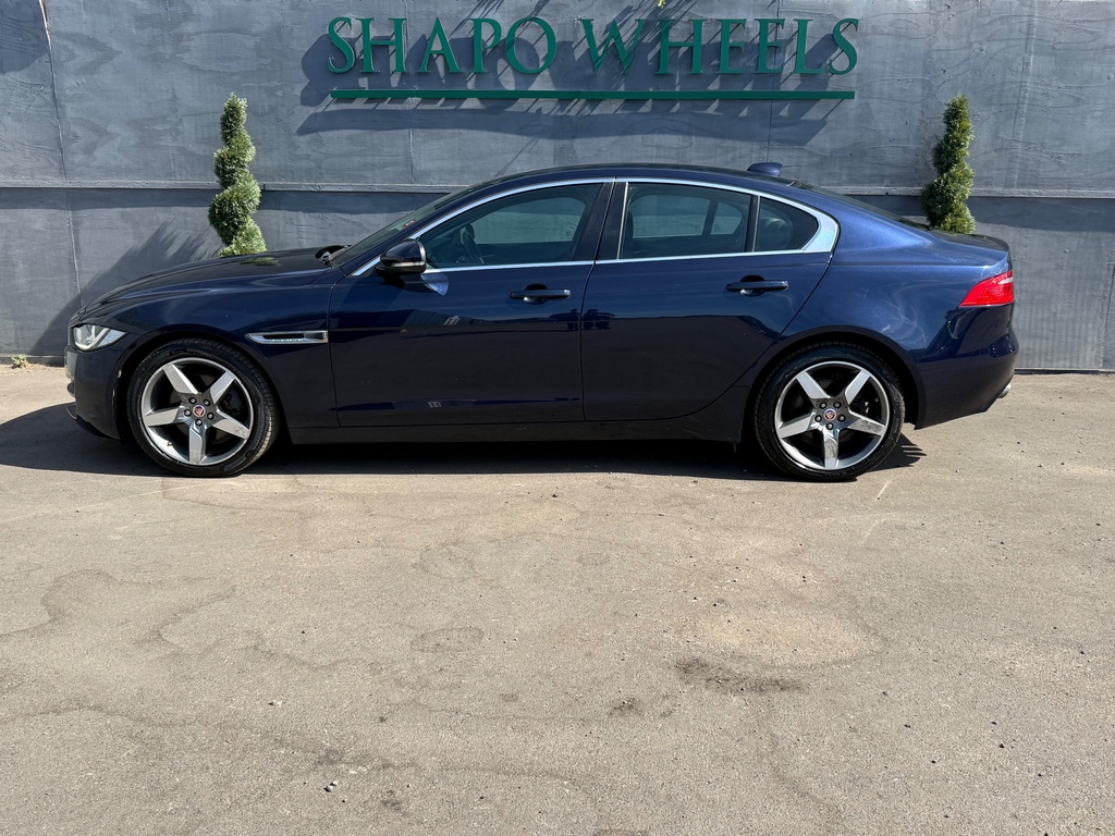 Jaguar XE 2.0I R-sport Awd Euro 6 Ss Grey #7