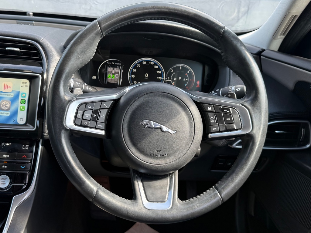 Jaguar XE 2.0I R-sport Awd Euro 6 Ss Grey #43