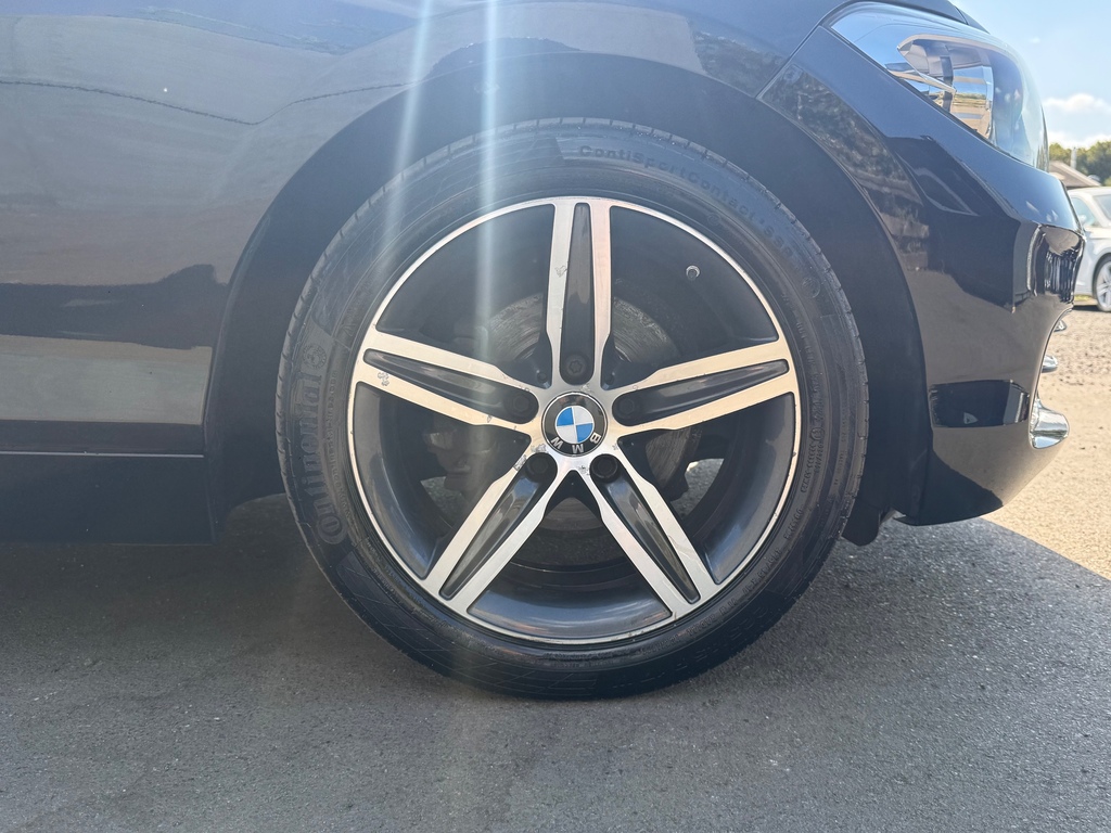 BMW 1 Series 1.5 116D Sport Hatchback Euro 6 Black #36
