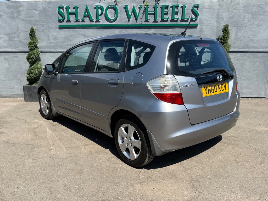 Honda Jazz 1.4 I-vtec Es Hatchback I Shift Euro 5 Silver #2