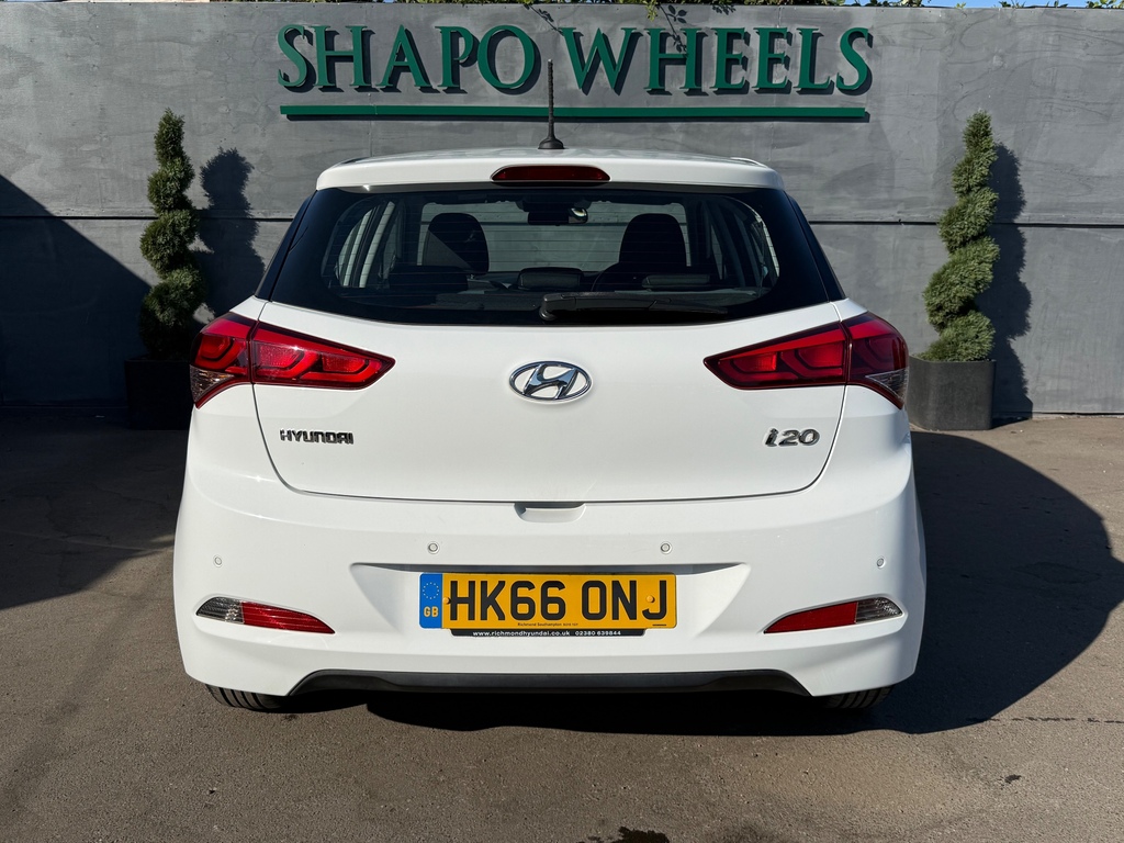 Hyundai I20 1.2 Blue Drive Se Hatchback Euro Black #9