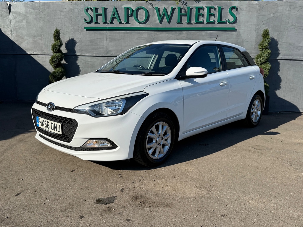 Hyundai I20 1.2 Se Hatchback Euro 6 84 Ps White #4