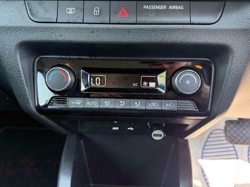 Skoda Fabia 1.0 Se Mpi Red Low Tax Bluetooth Cruise Dab Red #46